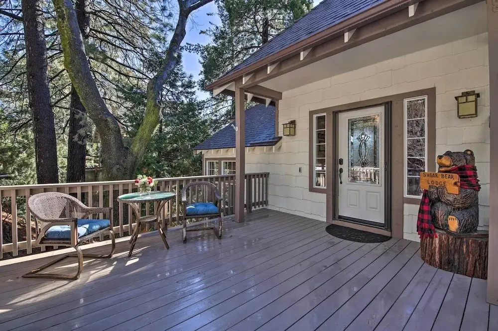 ‘Sugar Bear Lodge’ w/ Game Room - 5 Mi to Village