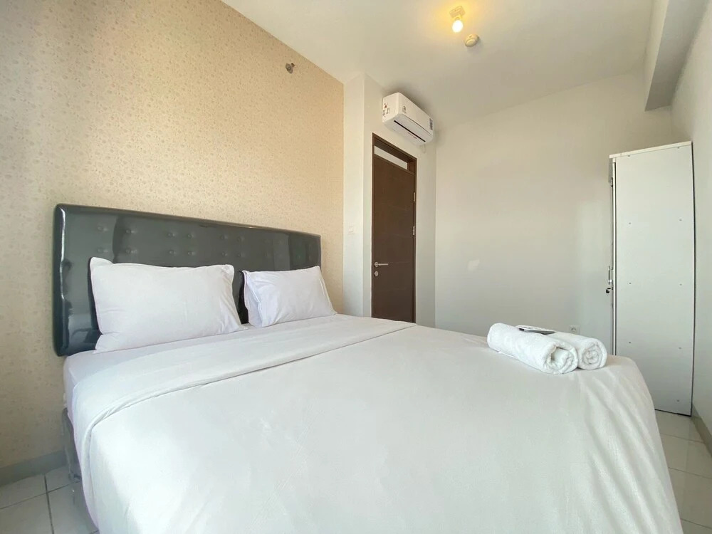 Minimalist 2Br Apartment At Mekarwangi Square