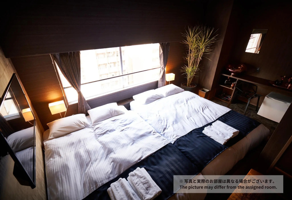Хостел &And Hostel Hommachi East