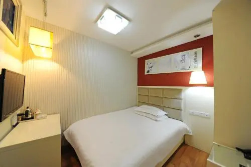 Xingfu 168 Inn (Chengdu East Station)
