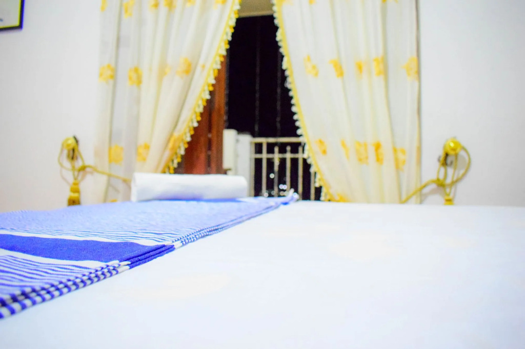 Unique View Hotel - Hostel