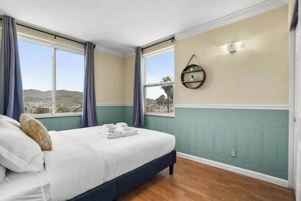 Beautiful Spacious House 2BR / 4BR in Silver Terrace
