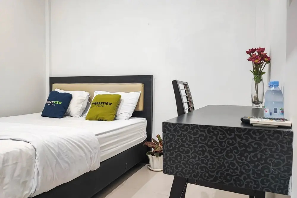 Urbanview Hotel Syariah near RSIA Annisa Jelutung Jambi