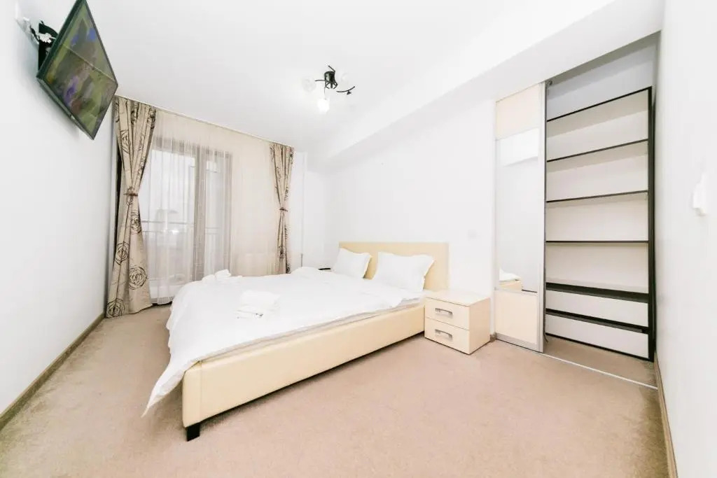 Family Apartment near Shoping City