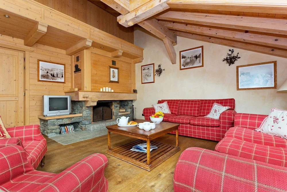 Apartment Collum