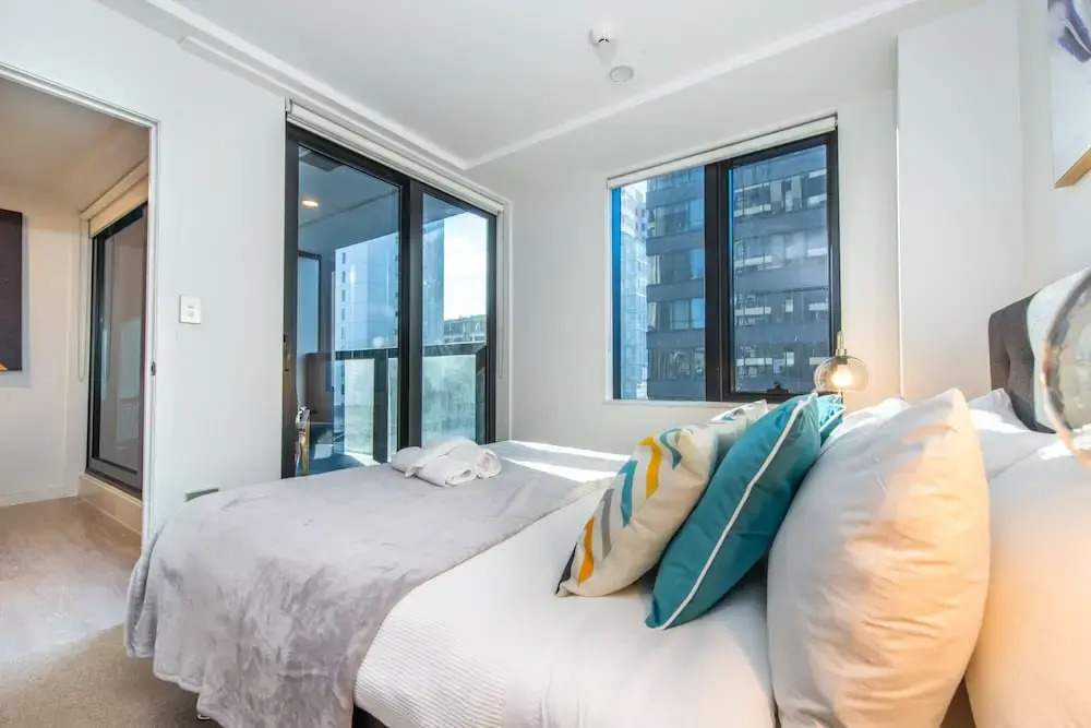 JHT - 2 BRM Apartment Level 7, Opposite to SkyTower
