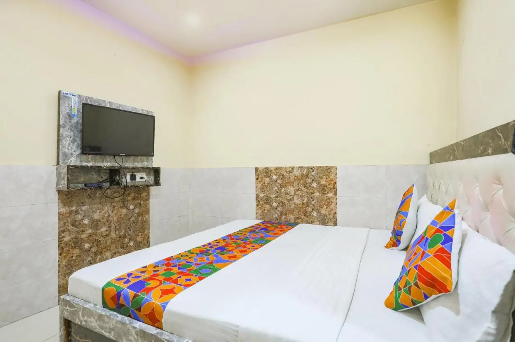 Fabhotel Welcome