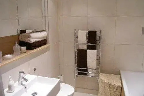 Tower Hill Serviced Apartments