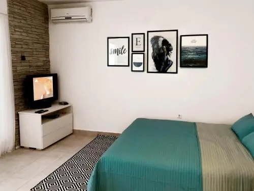 Studio Apartments Lace
