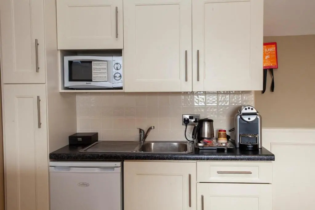 Strandhill Boutique Hotel Lodge and Suites