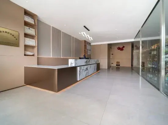 Meizhi Hotel (Zhumadian Municipal Government Hualong International Branch)