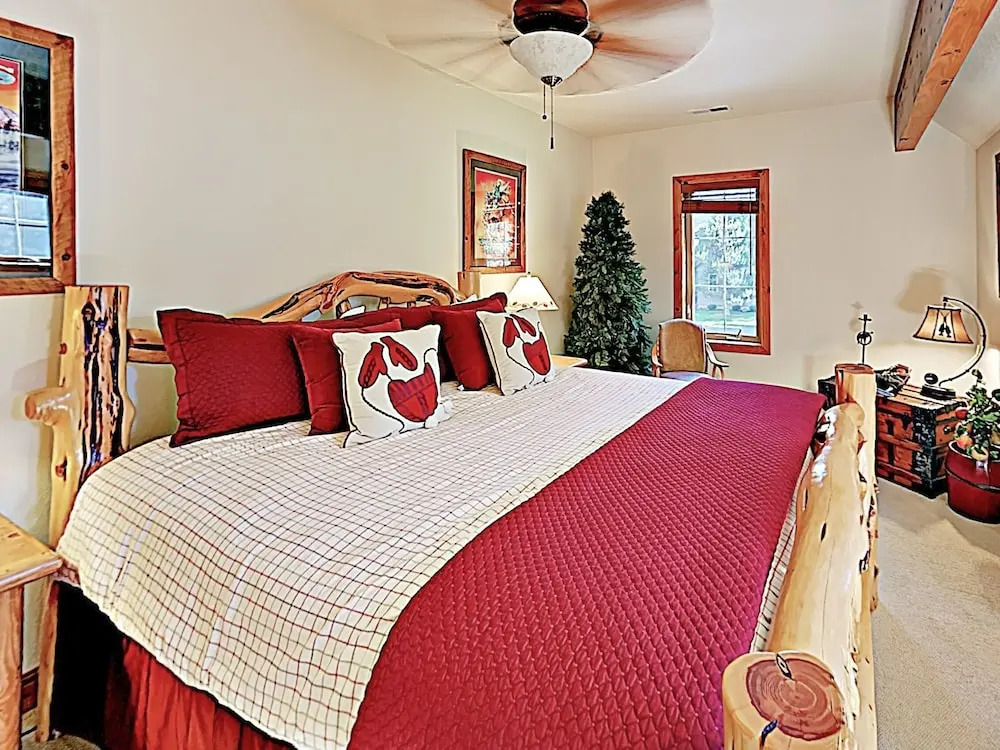 Aquila Lodge W/ Hot Tub & Sharc Access! 3 Bedroom Townhouse
