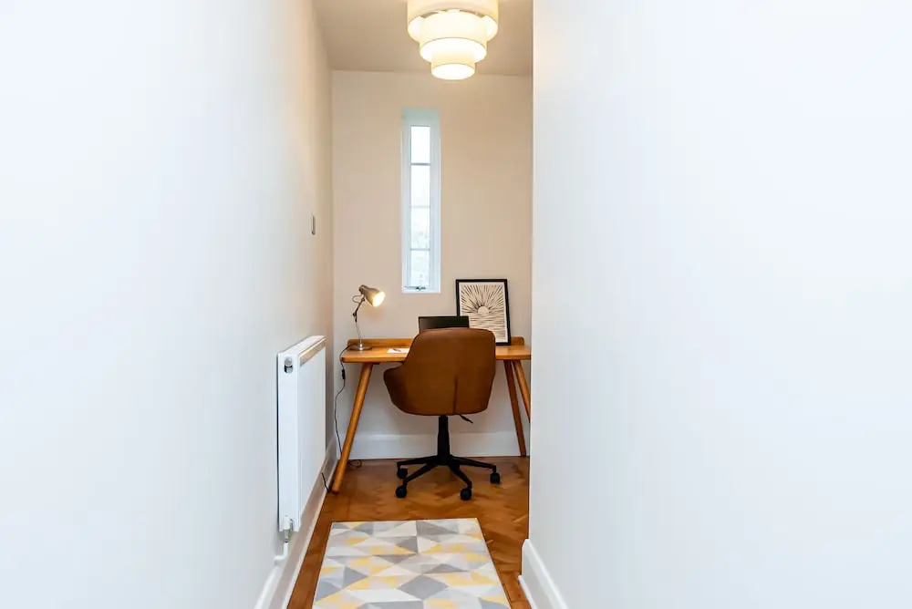 Stunning 2-bed Apartment in Purley - Croydon Gem