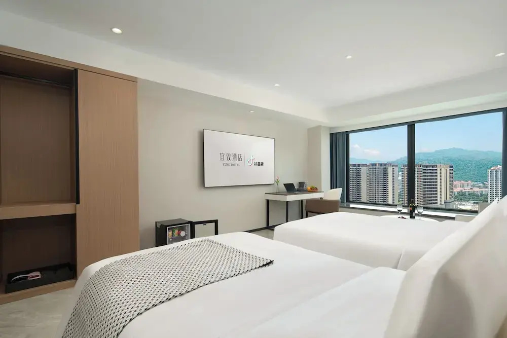 ECHIC Mercure (Guangzhou Baoneng Performing Arts Center Luogang Wanda Plaza)