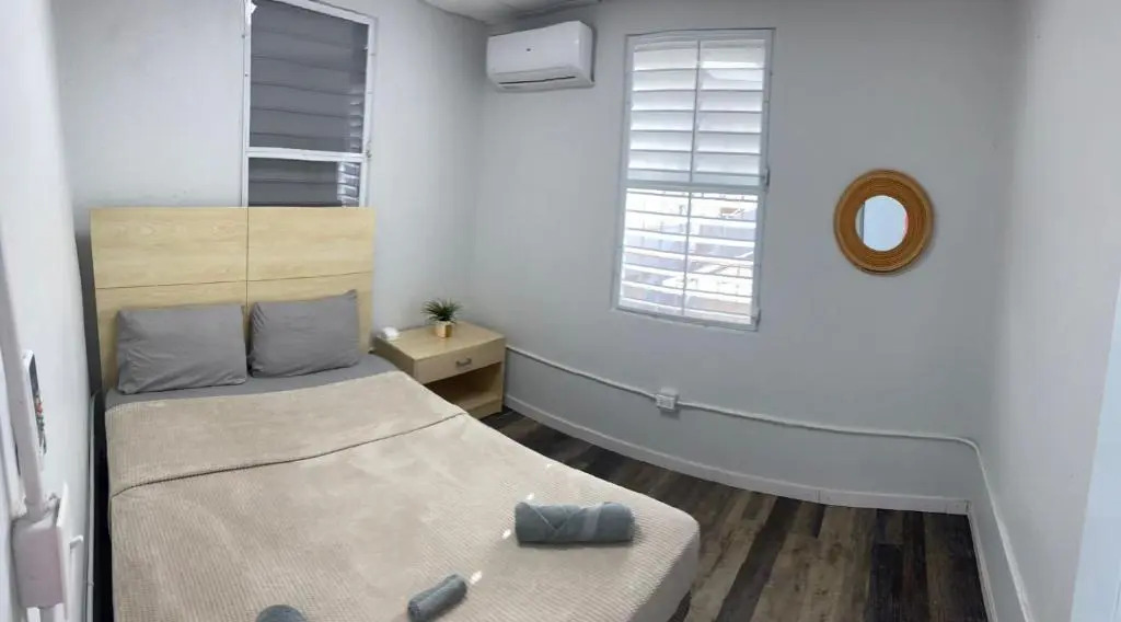 Large 9 bedroom home La Placita de Santurce By RentalsPR