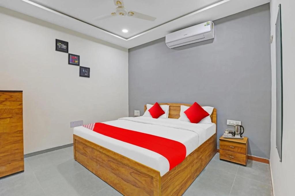 OYO Flagship 80625 Hotel King Land