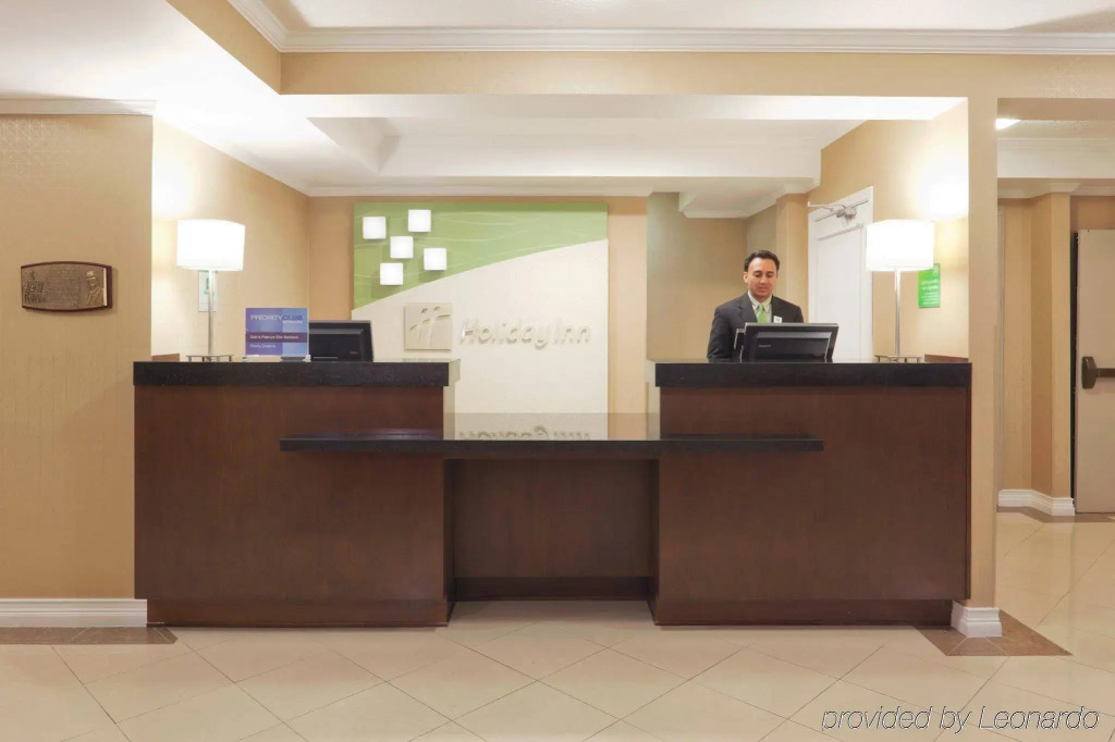 Holiday Inn & Suites San Mateo - SFO by IHG