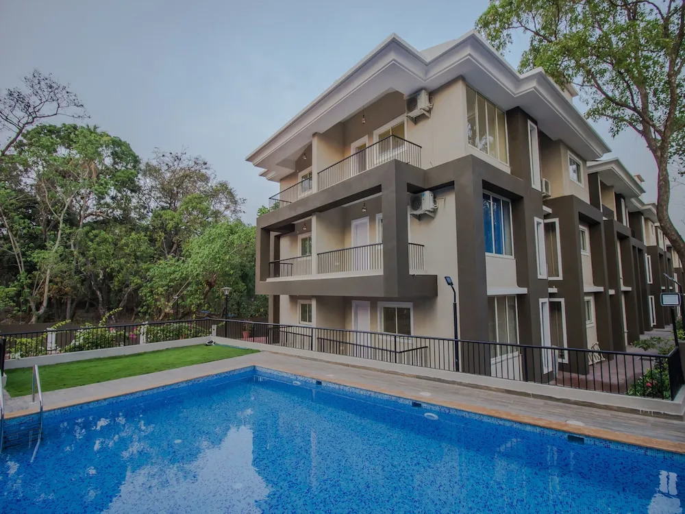 OYO13677 Home Vibrant 2BHK with Pool Anjuna