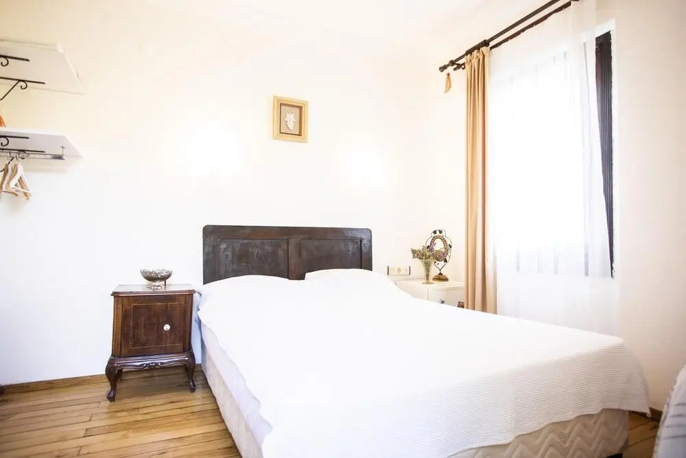 Uzum Hotel