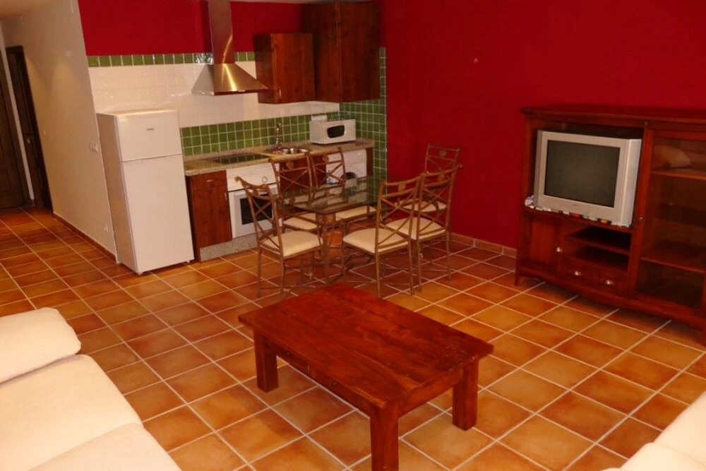House With 6 Bedrooms in Villamiel, With Wonderful Mountain View and Enclosed Garden