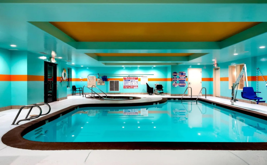 Holiday Inn Express & Suites Lathrop by IHG