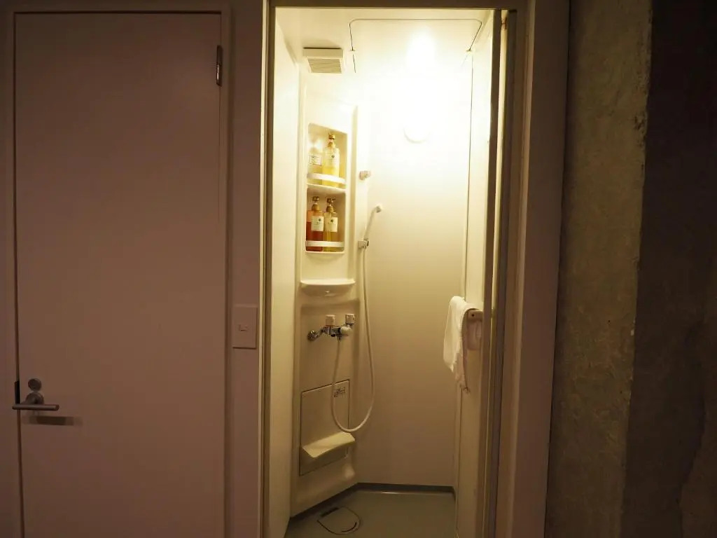 Yeah Room Namba