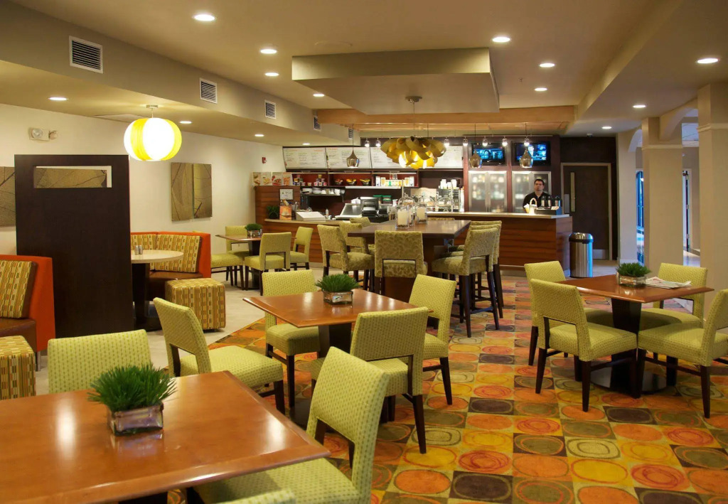 Courtyard by Marriott Hickory