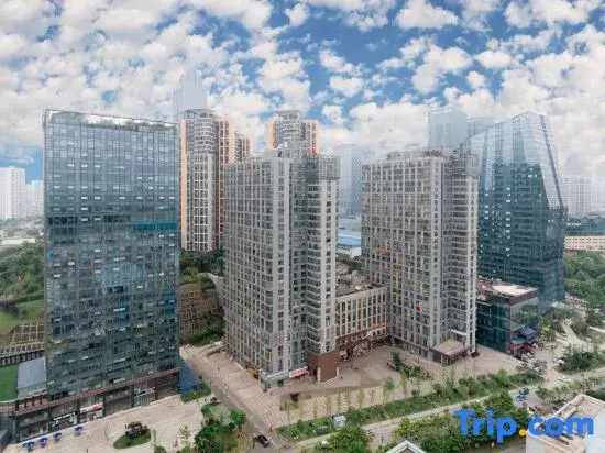 Zhuyouhui·LOFT Hotel (Guiyang Guanshanhu North High-speed Railway Station)