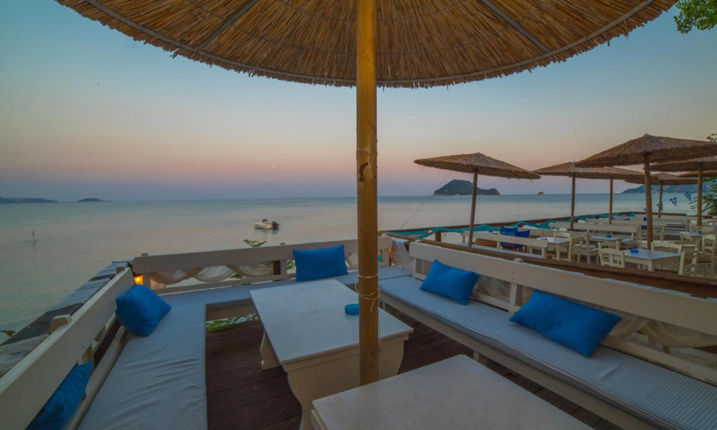 Отель Porto Koukla Beach