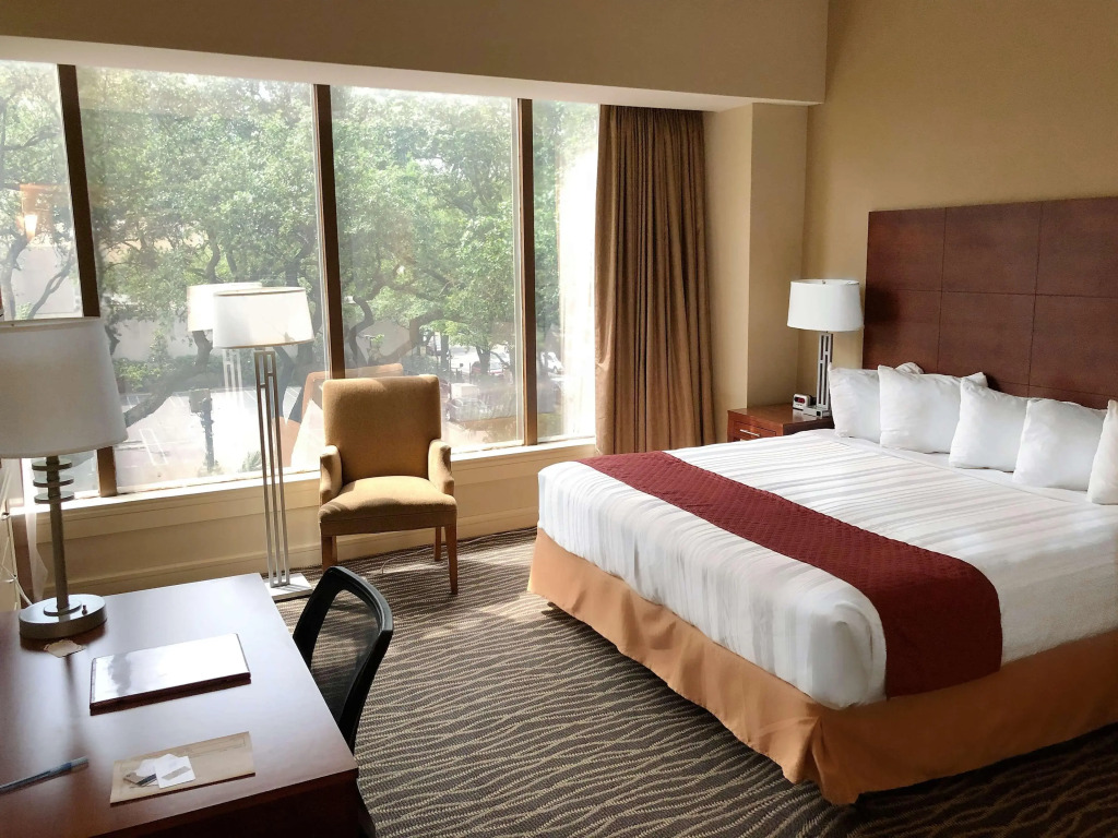 Blake Hotel New Orleans, BW Signature Collection