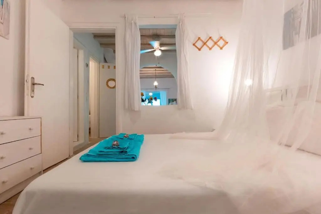 Huge villa Mykonos. Ideal for 8-12 guests