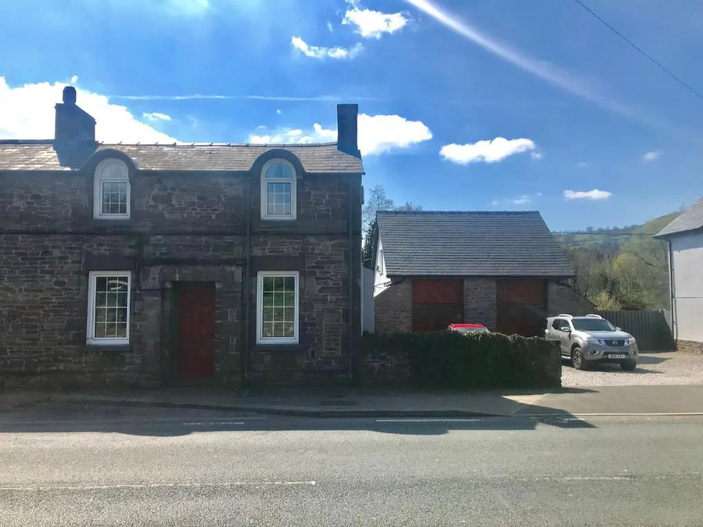Post Office Row Apartment and garden