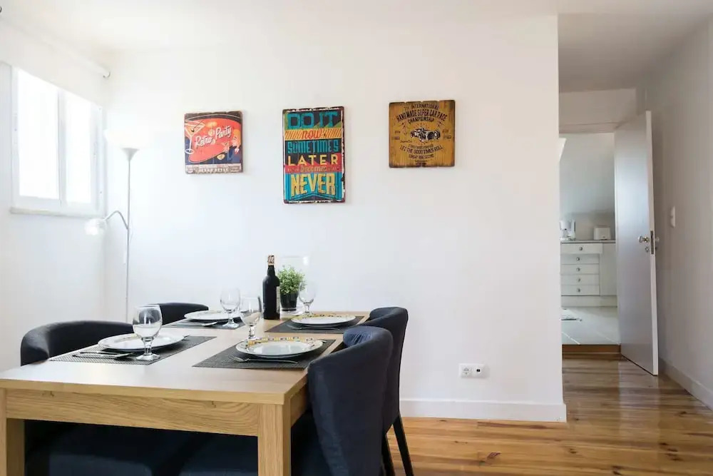 Comfortable and Trendy Lisbon Apartment