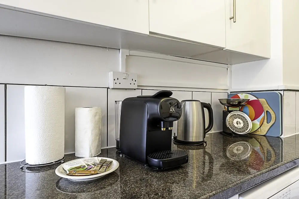 Cosy Angel Flat: Tube Nearby, Stunning Views!