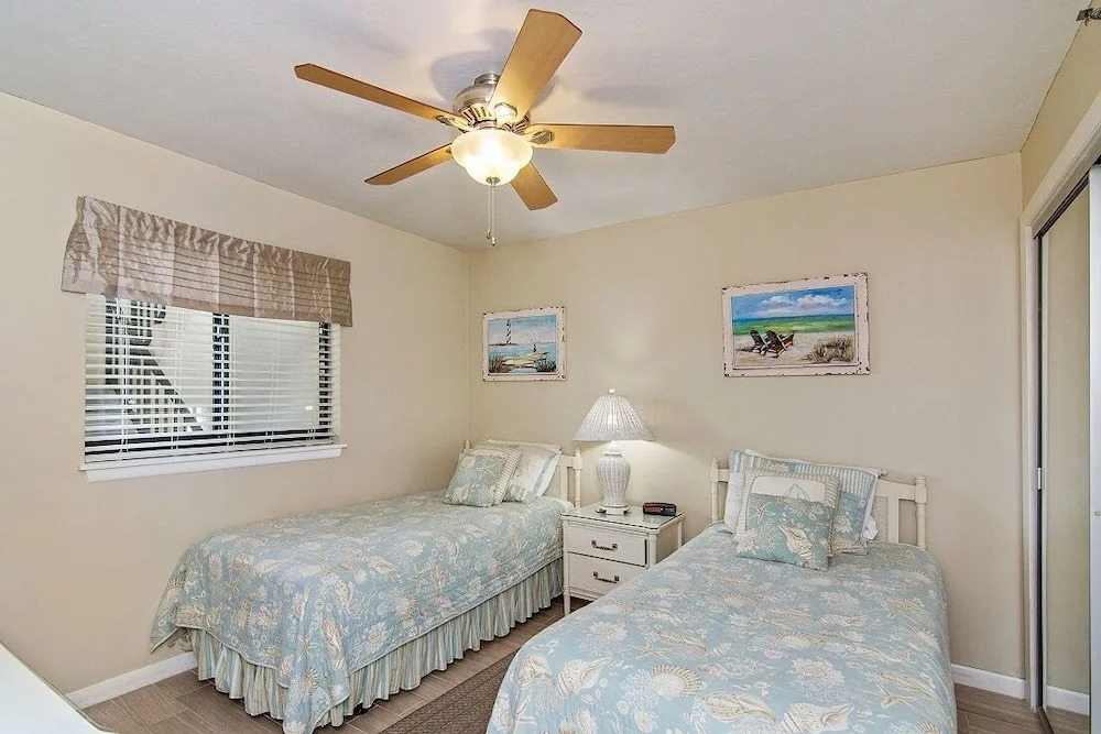 One Seagrove Place Unit 1202 2 Bedroom Condo by Redawning