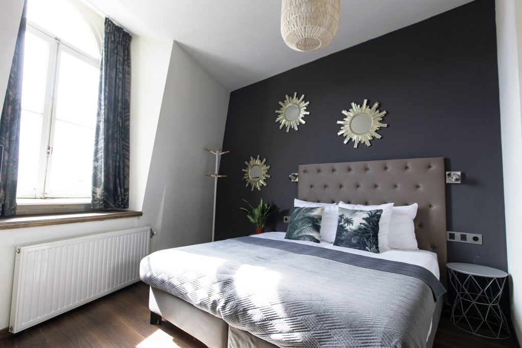 Quentin Canal House Hotel