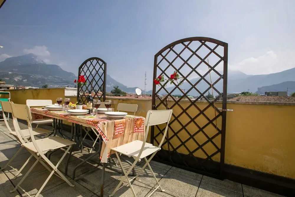 Breath of Lake Garda Apartment