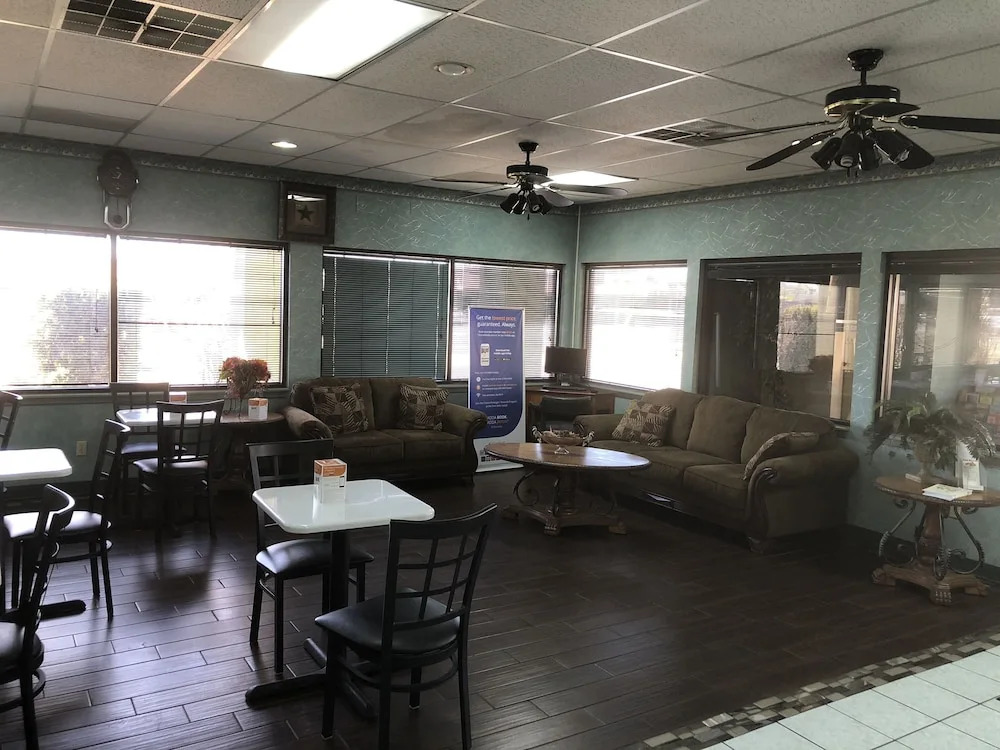 Lone Star Inn