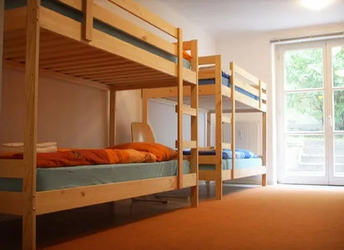 Wira Guesthouse 25a