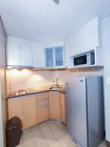 One Palm Tree Villas Near NAIA 3