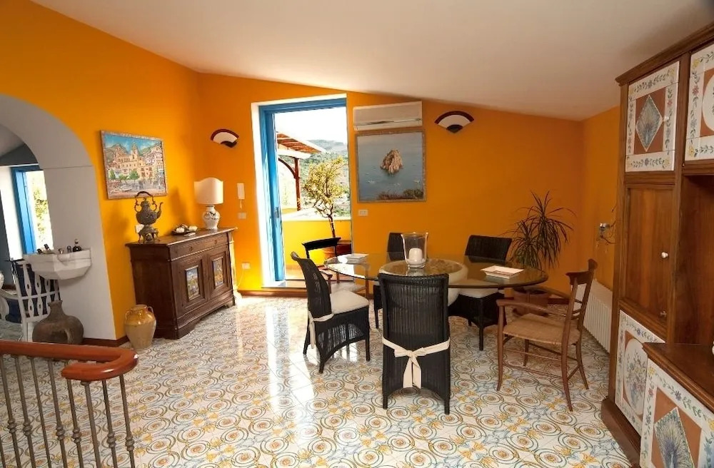 La Terrazza sul Mare