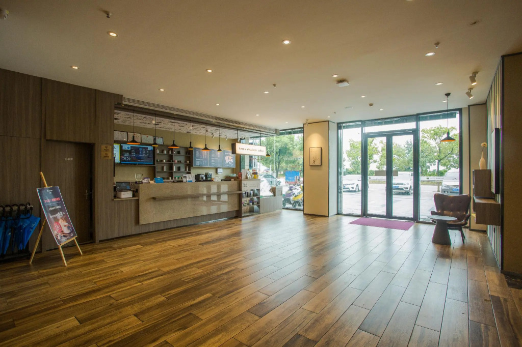 Hanting Hotel Jiujiang Wuning Jiuling Avenue