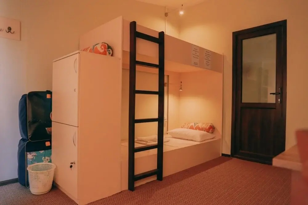 Somoni Hostel