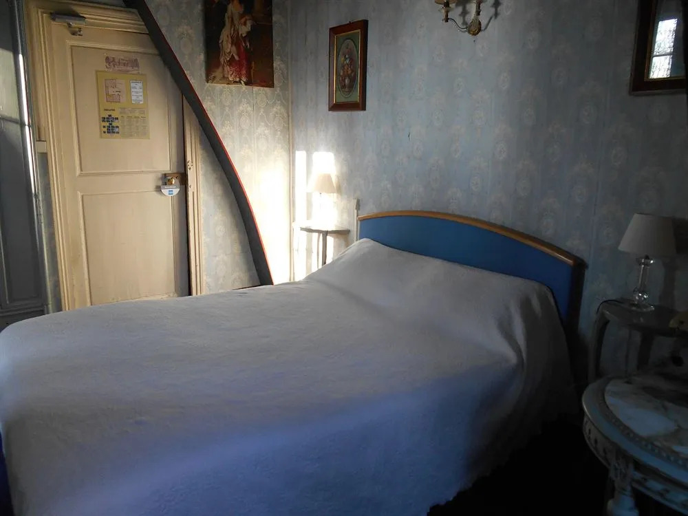 Les Fontaines