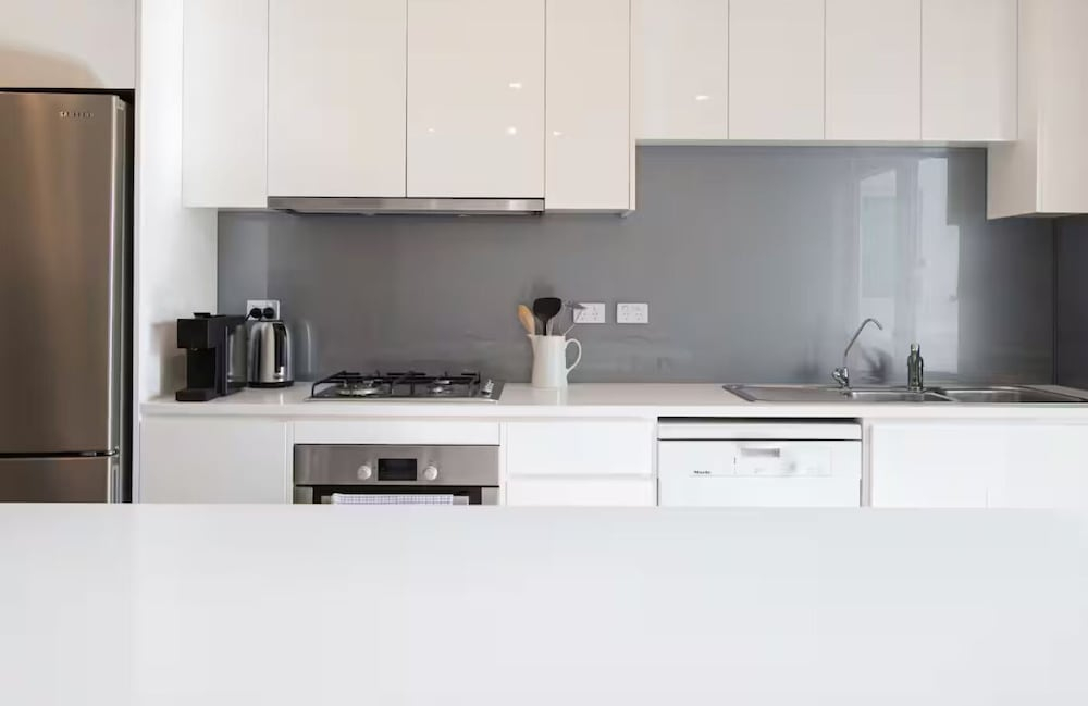 Lovely & Spacious 2-BR home in Norwood