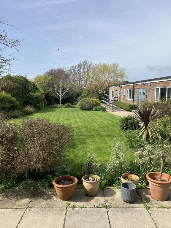 The Coast Yard B & B and Garden Chalets