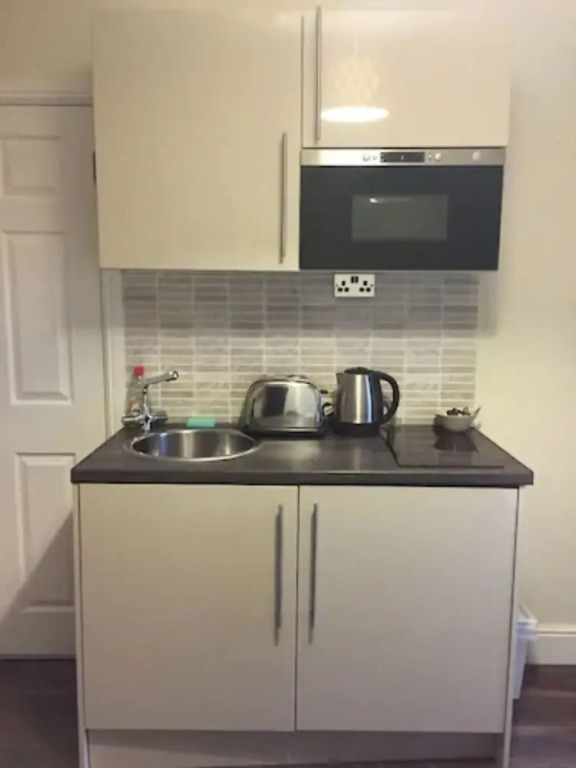 Aviva Studio Apartments