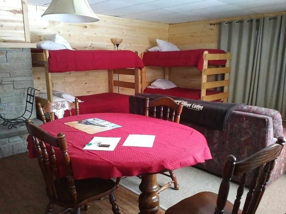 AJ's Lodge and Oven