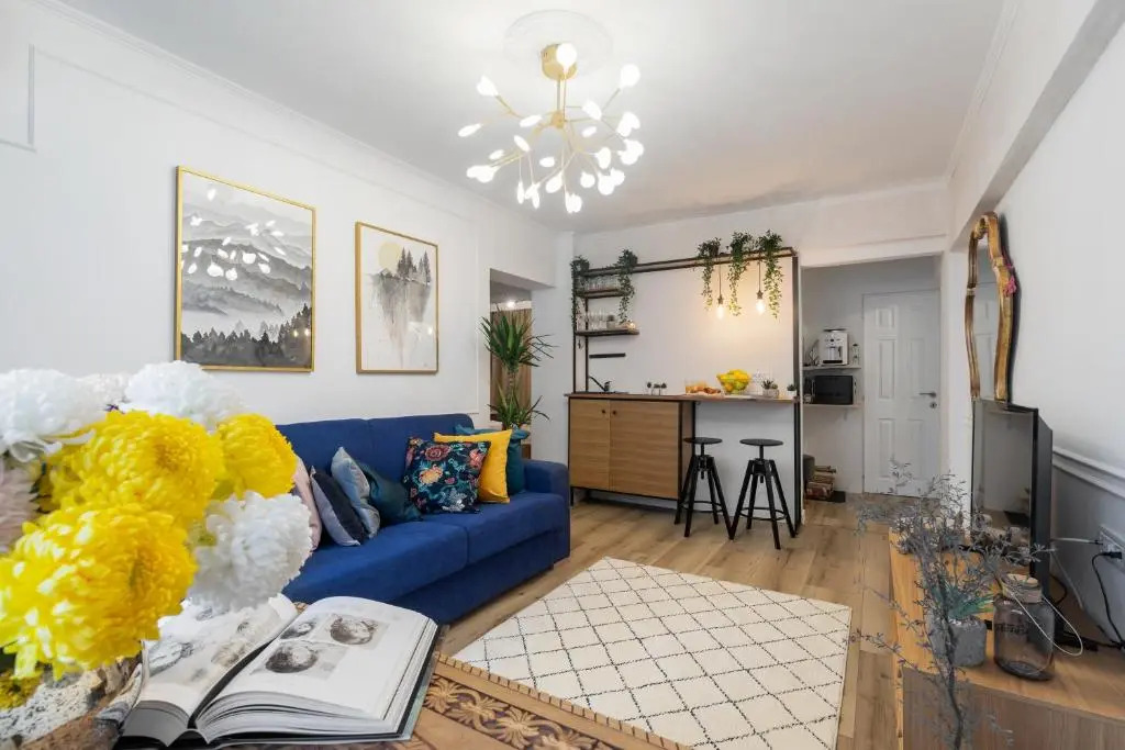 Contemporary 3-Bedroom Lofts - Modern Touches Meet Classic Elegance by Calea Victoriei