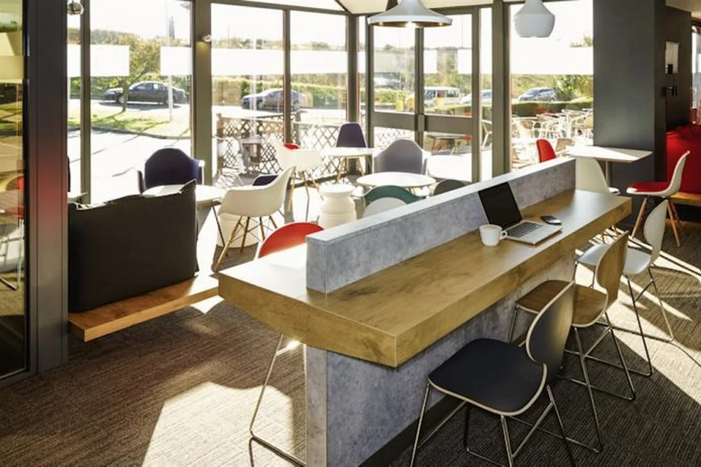 Ibis London Luton Airport